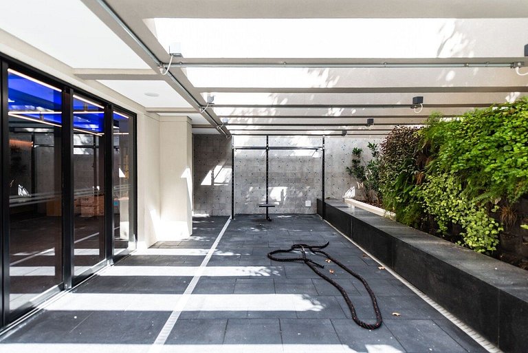 Studio NOVO ótima localização