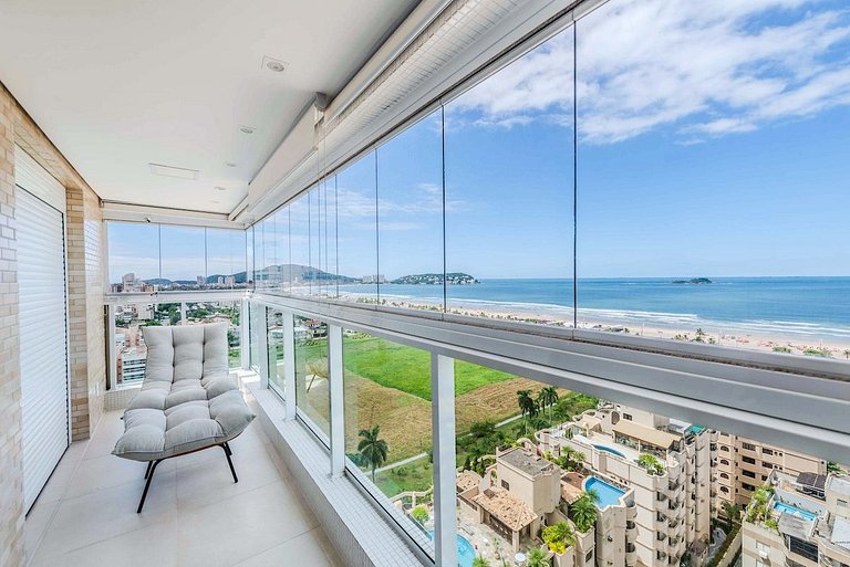 Apto com vista para praia da Enseada | Guarujá