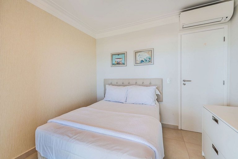 Enseada Beach View Apartment | Guaruja