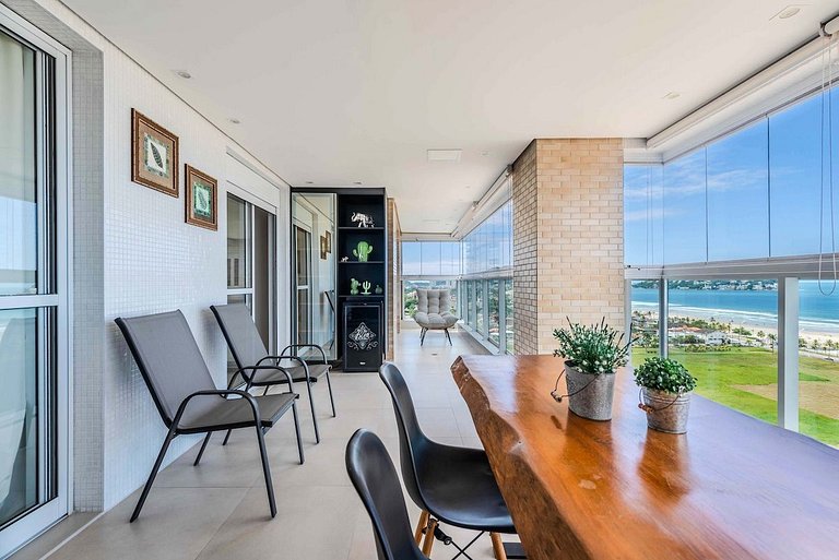 Enseada Beach View Apartment | Guaruja
