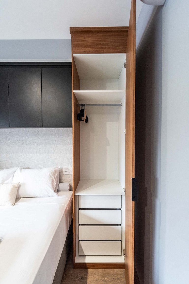 HNI208 Soul Brooklin