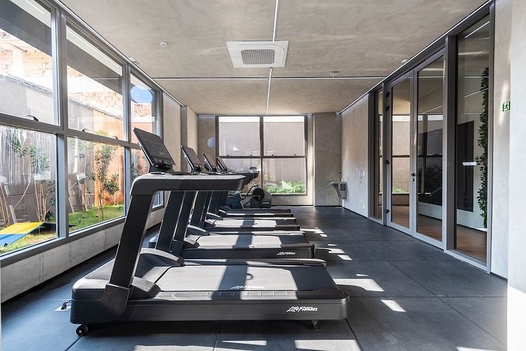 HNIOM | Studio incrível Alameda Maracatins Moema