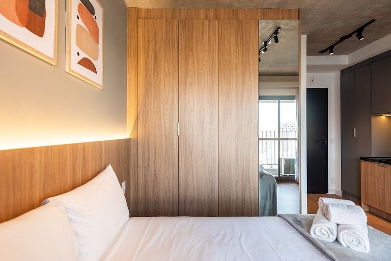 HNIOM | Studio incrível Alameda Maracatins Moema