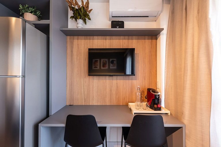 HNIOM | Studio incrível Alameda Maracatins Moema
