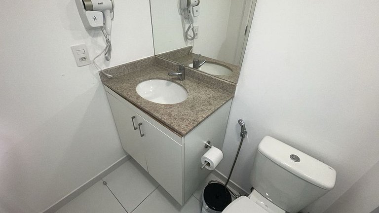 Downtown Sé - Studio moderno para sua estadia!