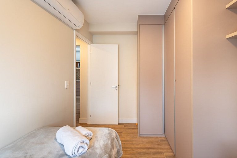 906 | Apto completo e espaçoso na Vila Clementino