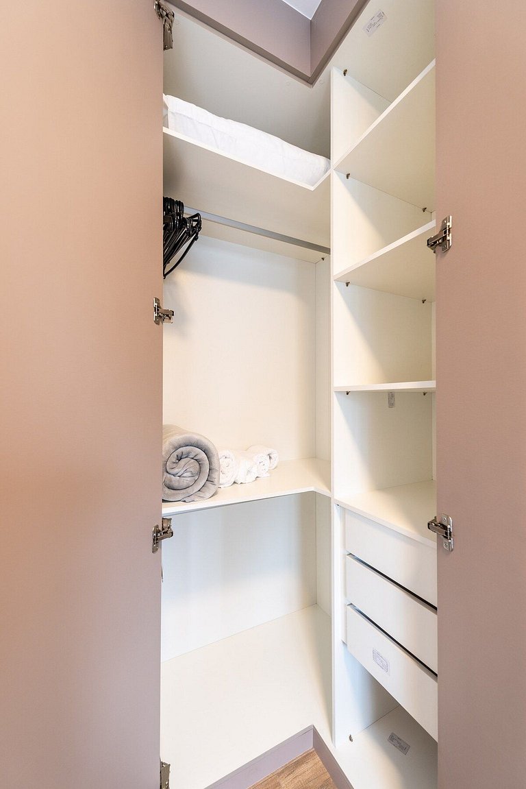 906 | Apto completo e espaçoso na Vila Clementino